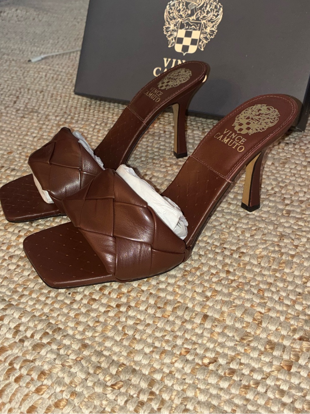 NWT Vince Camuto Brown Leather Slide Heels Size 8 Square Toe Designer Sandals - Picture 9 of 13
